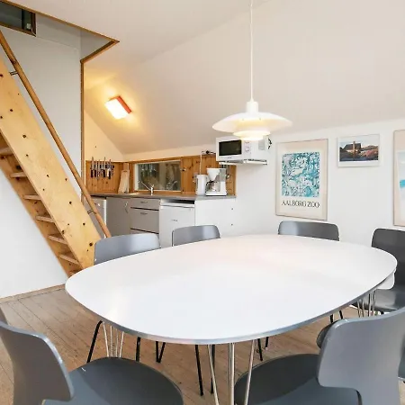 6 Person In Pandrup-by Traum *